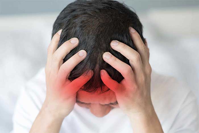 چه کسانی دچار سردرد بالای سر می‌شوند؟